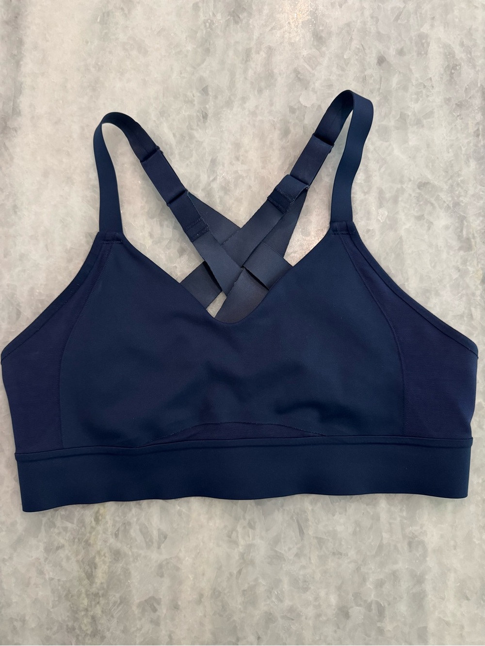 Brooks Interlace Crisscross Back Sport Running Bra in Navy size 32 C/D